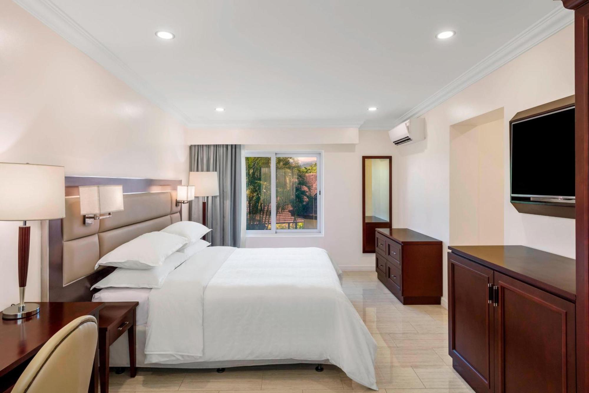 Sheraton Samoa Aggie Grey'S Hotel & Bungalows Apia Extérieur photo